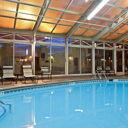 Hotel La Quinta By Wyndham Plattsburgh Exterior foto
