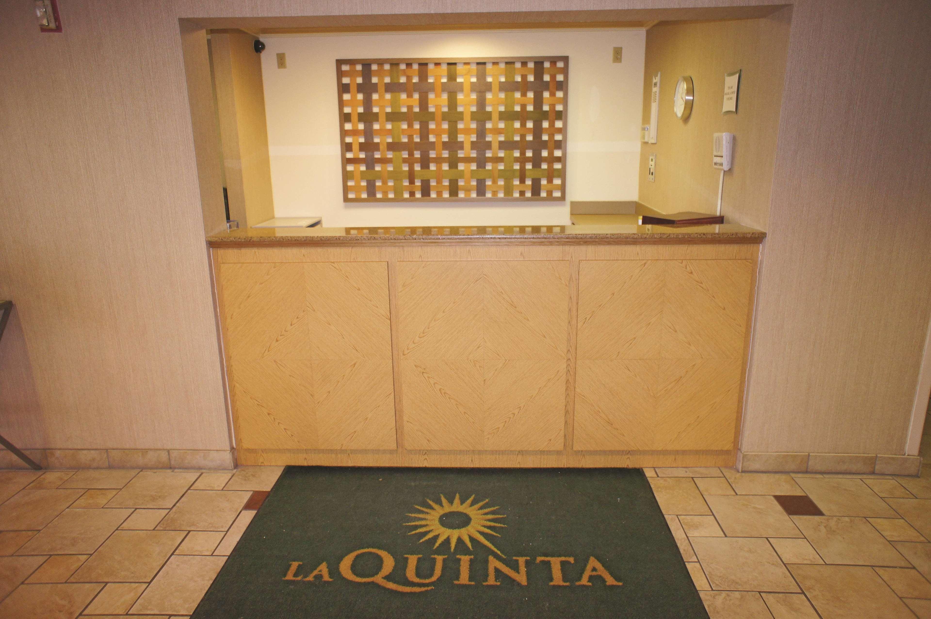 Hotel La Quinta By Wyndham Plattsburgh Exterior foto
